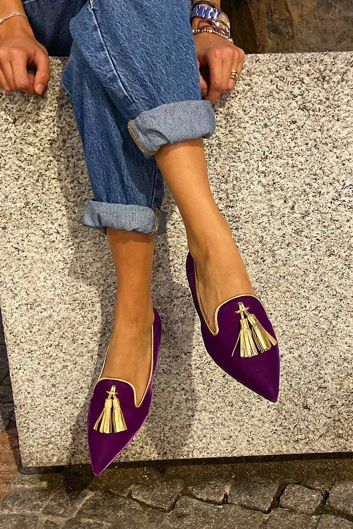 Tassel-Embellished Elegant Loafers