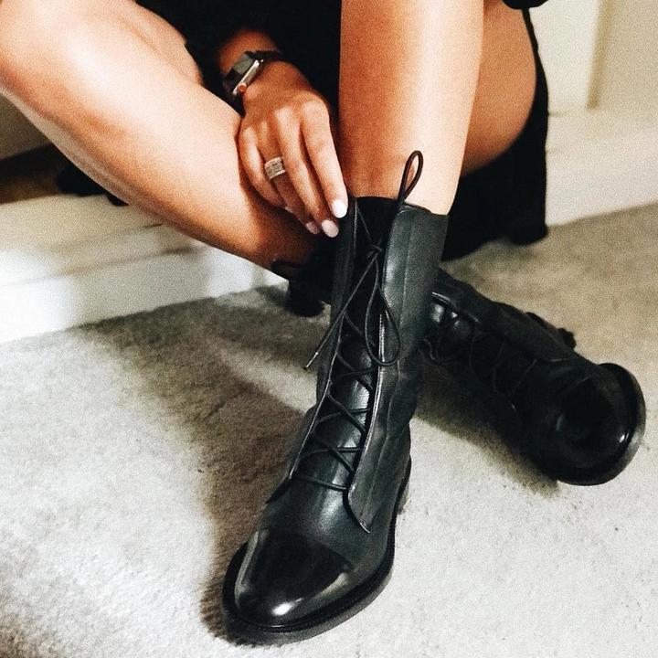 Chic and Cozy Leather Boots